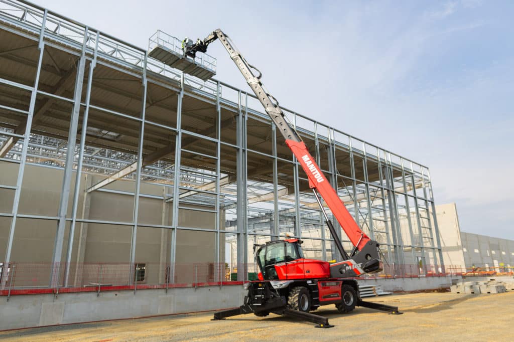 application_rotating_telehandler_mrt_3060_manitou_017