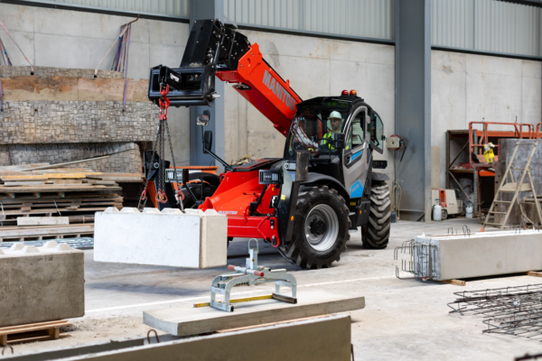 application_construction_telehandler_mt_1840_e_manitou_136